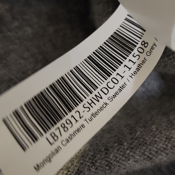 Quince Mongolian cashmere Turtleneck sweater Heather Gray Sz L Quiet Luxury, - Picture 5 of 9